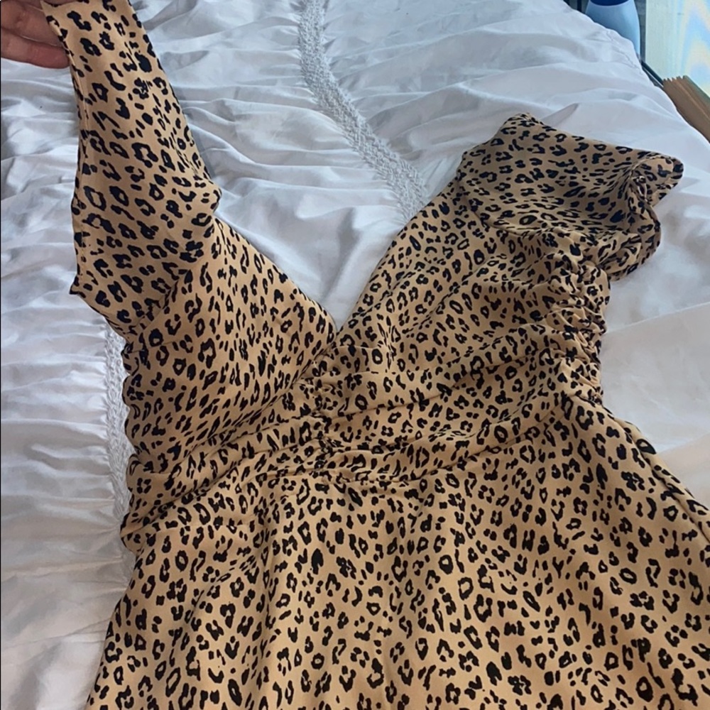 Forever 21 cheetah print short sleeved dress - Picture 3 of 6